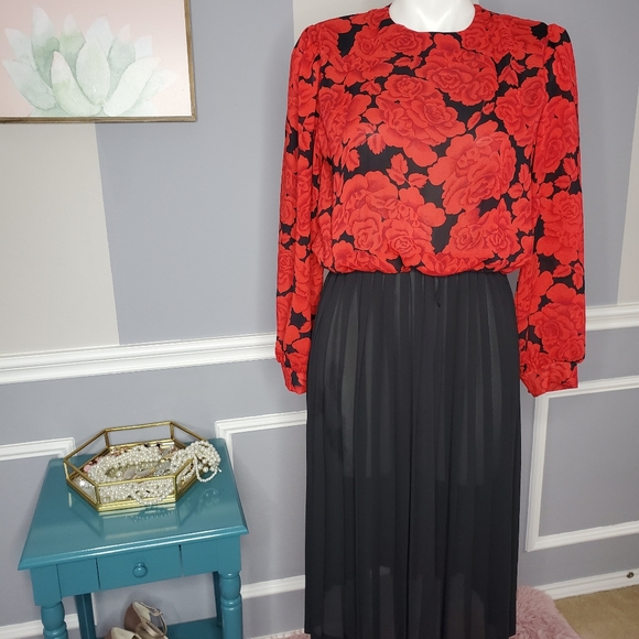 Vintage 1980s Dress - Picture 3 of 8